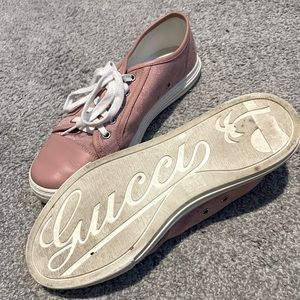 Gucci pre loved shoes size 10 only used once